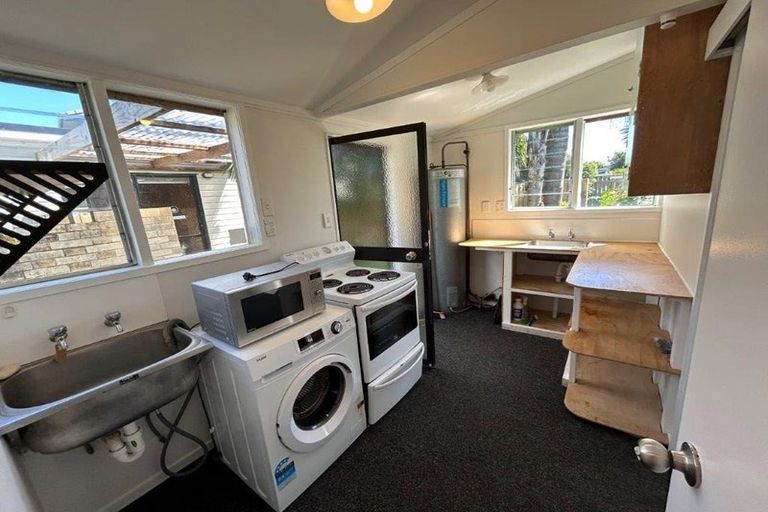 Photo of property in 1186 Papamoa Beach Road, Papamoa Beach, Papamoa, 3118