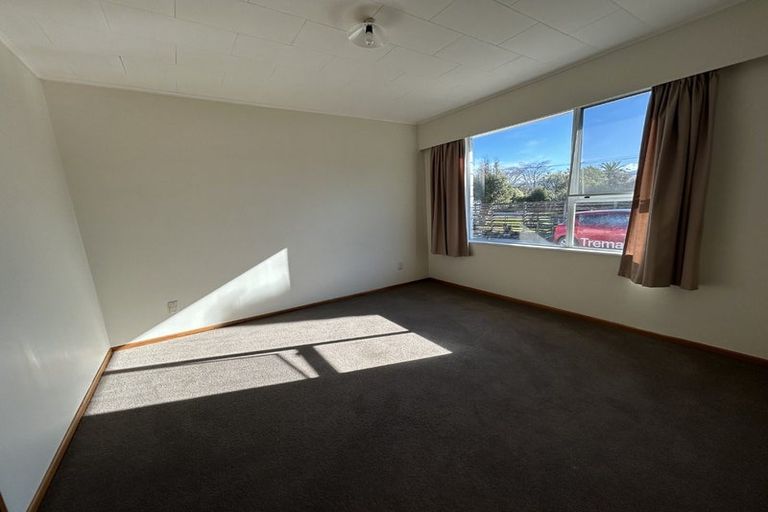 Photo of property in 6a Tait Place, Carterton, 5713