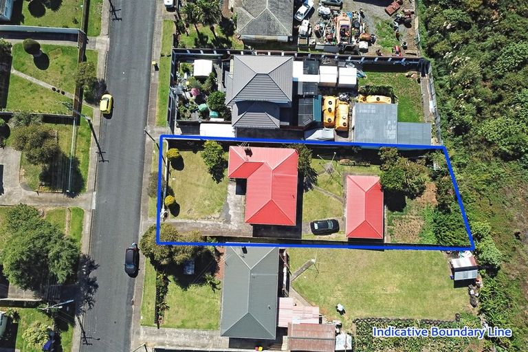 Photo of property in 33 Blake Road, Mangere East, Auckland, 2024