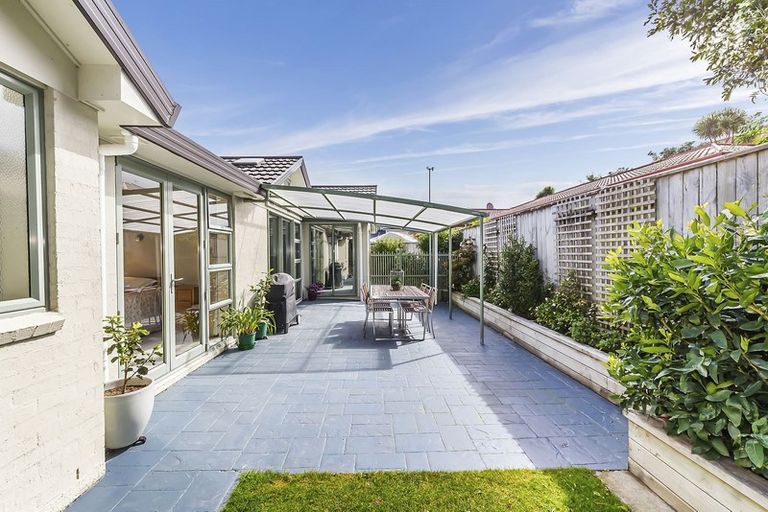 Photo of property in 171 Woodman Drive, Tawa, Wellington, 5028