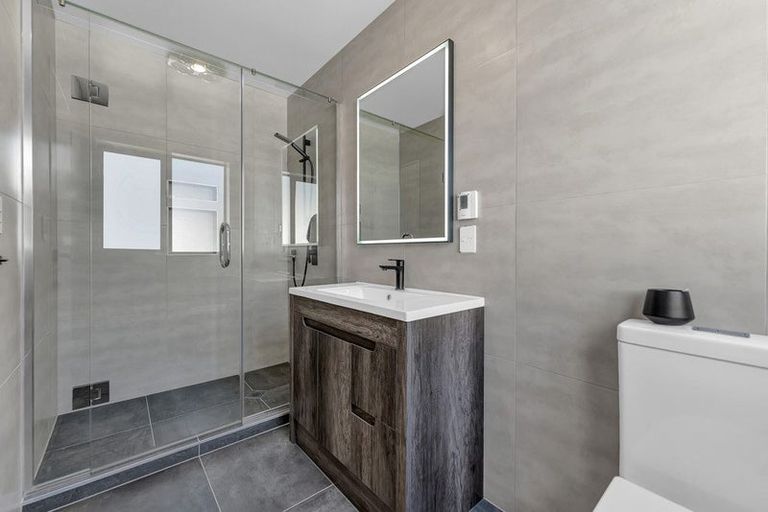 Photo of property in 13 Pumau Place, Flat Bush, Auckland, 2019