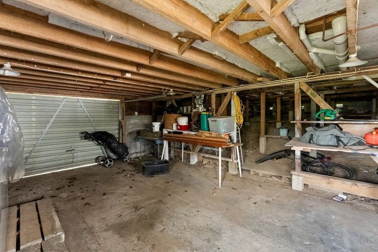 Photo of property in 130 Brooklands Road, Brooklands, New Plymouth, 4310