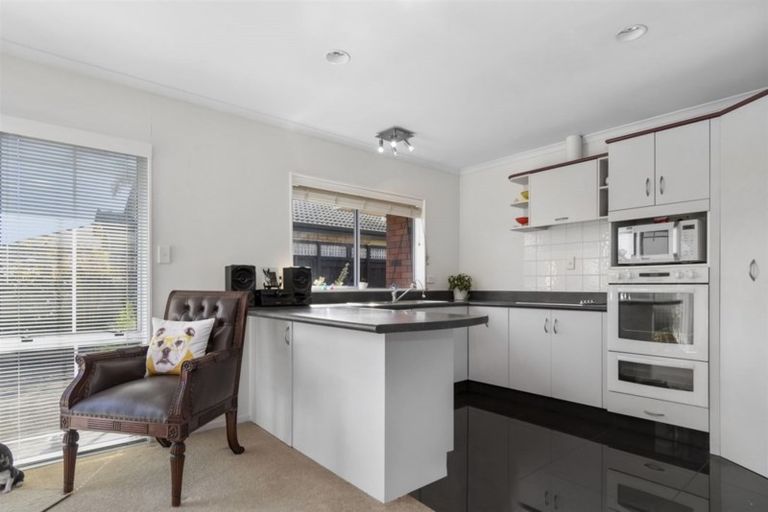 Photo of property in 2 Grable Court, Mount Maunganui, 3116