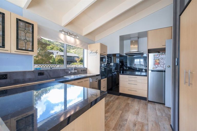 Photo of property in 25 Rainbow Drive, Atawhai, Nelson, 7010