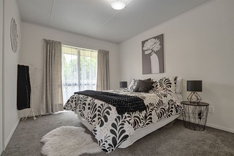 Photo of property in 21b Moana Road, Paraparaumu, 5032