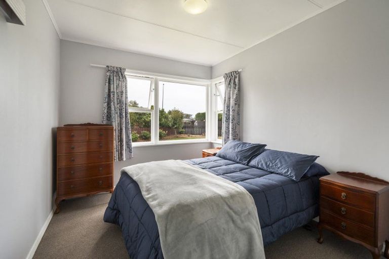 Photo of property in 3 Tingey Place, Awapuni, Palmerston North, 4412
