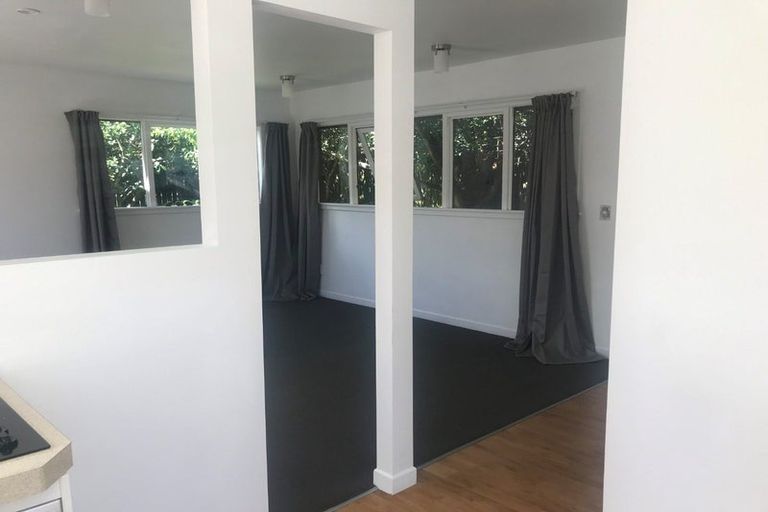 Photo of property in 8 Boyd Avenue, Mangere Bridge, Auckland, 2022