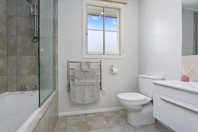 Photo of property in 72a Campbell Street, Leamington, Cambridge, 3432