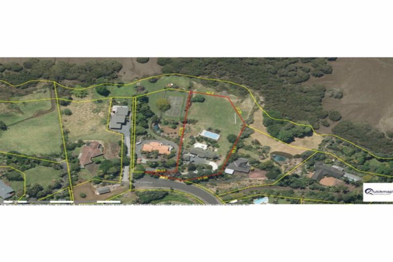 Photo of property in 11 The Lookout, Kerikeri, 0230