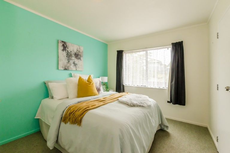 Photo of property in 33 Campbell Avenue, Paraparaumu, 5032