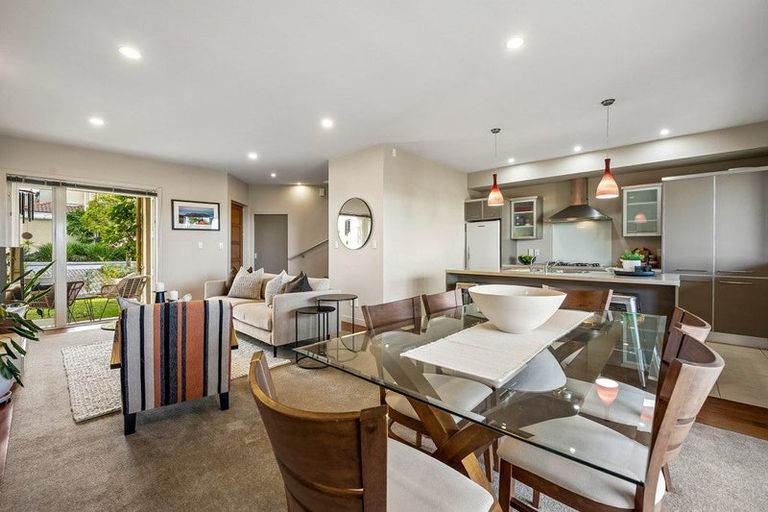 Photo of property in Point Ridge, 15/130 Gills Road, Albany Heights, Auckland, 0632