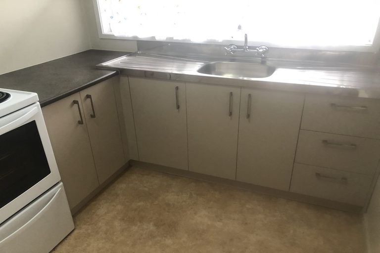 Photo of property in 3/34b Harley Close, Hauraki, Auckland, 0622