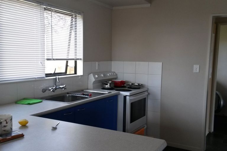 Photo of property in 33 Tawa Street, Hilltop, Taupo, 3330