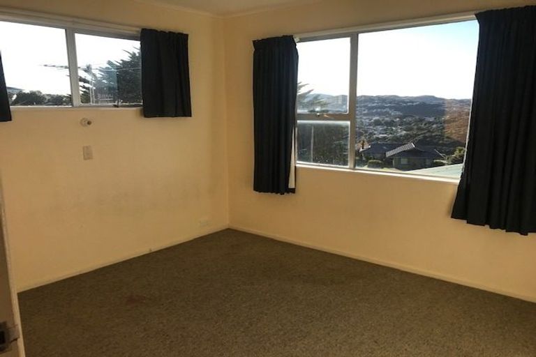 Photo of property in 5 Sita Way, Broadmeadows, Wellington, 6035