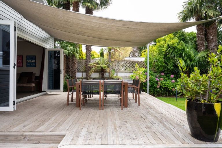 Photo of property in 709 Avenue Road West, Saint Leonards, Hastings, 4120