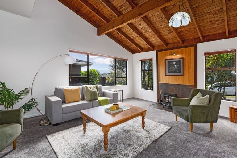 Photo of property in 54 Exploration Way, Whitby, Porirua, 5024