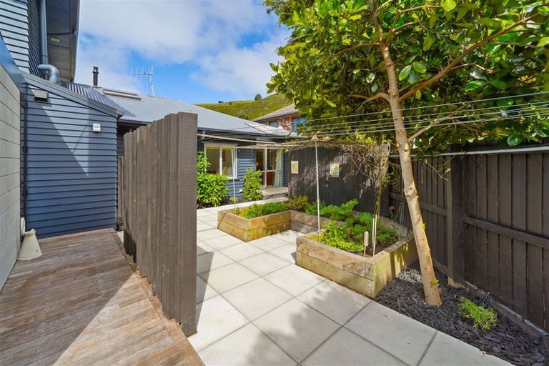Photo of property in 42 Whitfield Street, Sumner, Christchurch, 8081