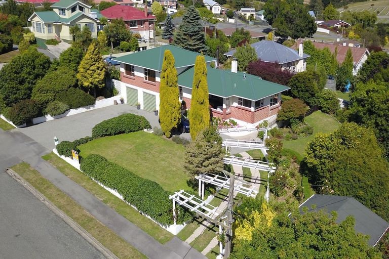 Photo of property in 86 Hull Street, South Hill, Oamaru, 9400