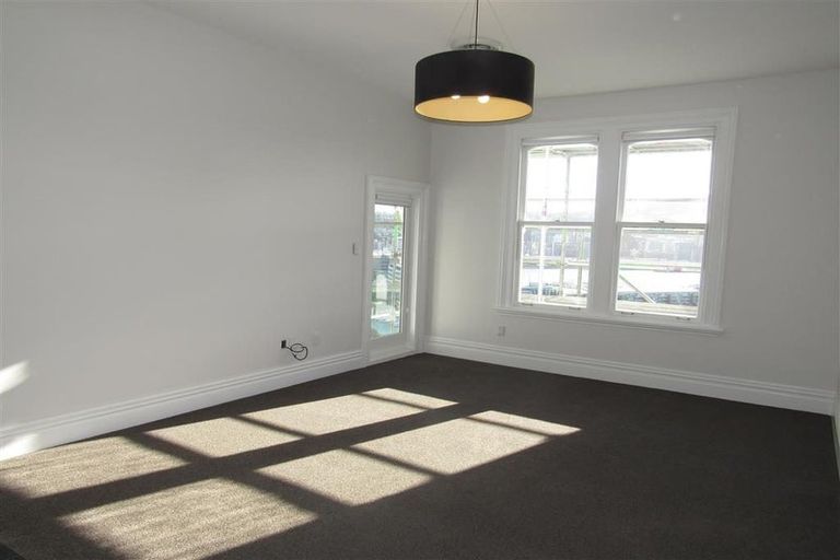 Photo of property in 67 Hawker Street, Mount Victoria, Wellington, 6011