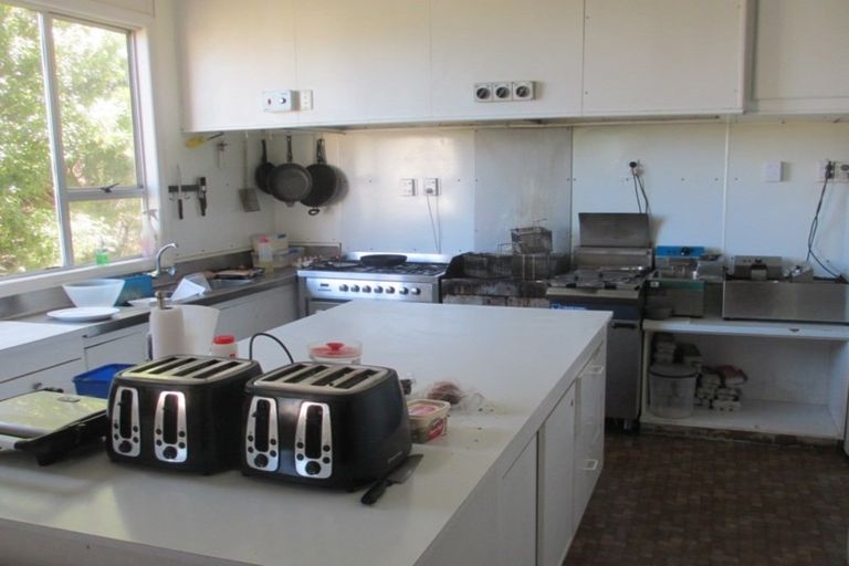 Photo of property in 12 Seaview Road, Otumoetai, Tauranga, 3110