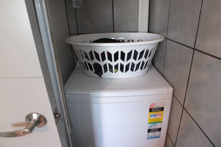 Photo of property in 35 Roore Street, Foxton Beach, Foxton, 4815