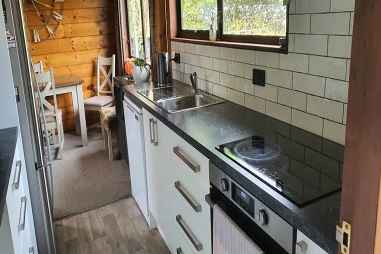 Photo of property in 5b Streamdale Place, Ngongotaha, Rotorua, 3010