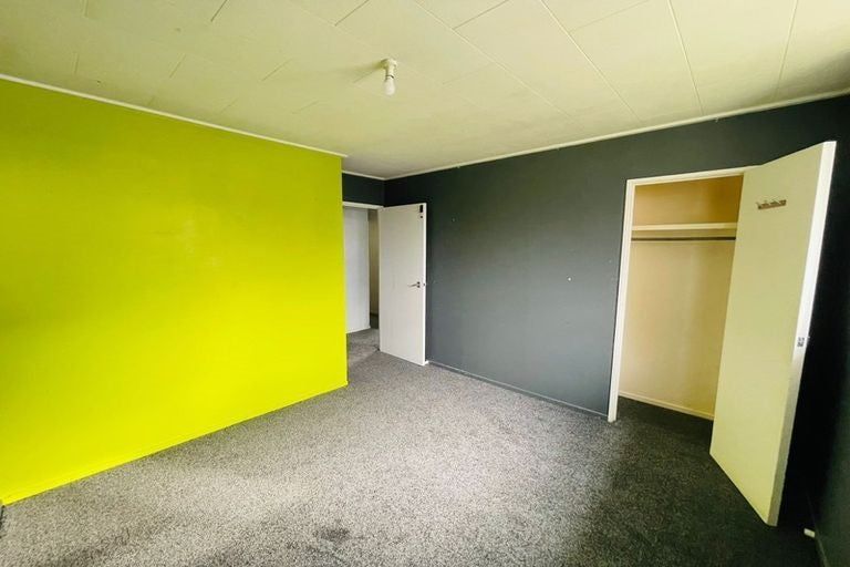 Photo of property in 347 Roscommon Road, Clendon Park, Auckland, 2103