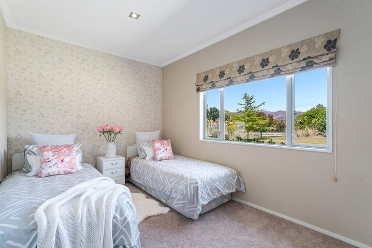 Photo of property in 17 Roberts Drive, Cromwell, 9310