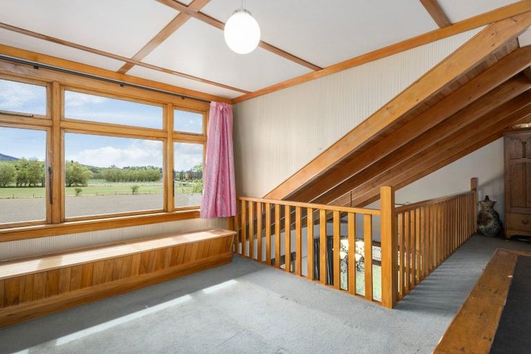 Photo of property in 936 Maungatua Road, Berwick, Outram, 9073