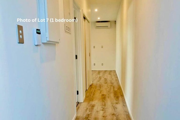 Photo of property in 8/18 Sylvan Crescent, Te Atatu South, Auckland, 0610