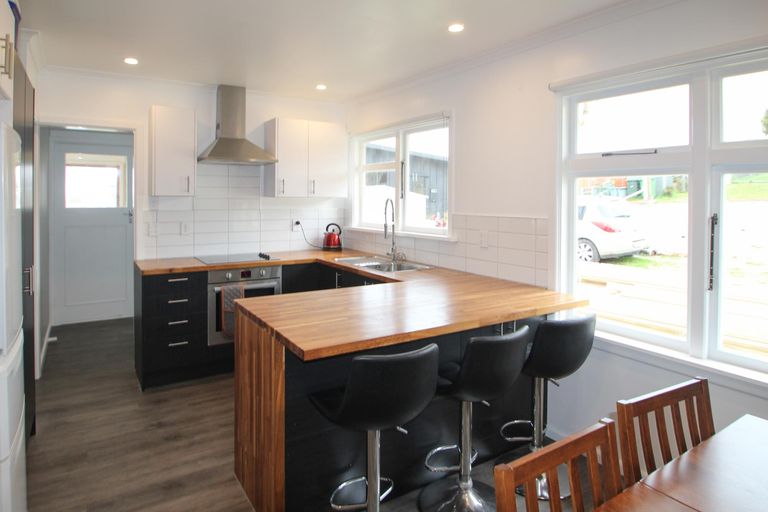 Photo of property in 15 Semple Street, Kakanui, Oamaru, 9495