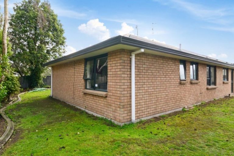 Photo of property in 9b Puweto Street, Selwyn Heights, Rotorua, 3015