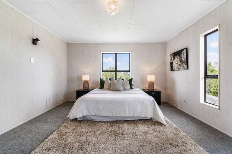 Photo of property in 111 Sandspit Road, Waiuku, 2123