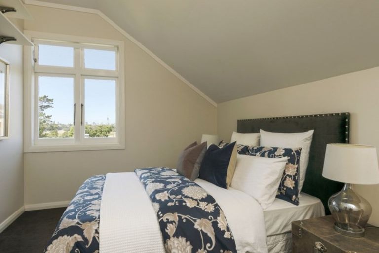 Photo of property in 505c Point Chevalier Road, Point Chevalier, Auckland, 1022