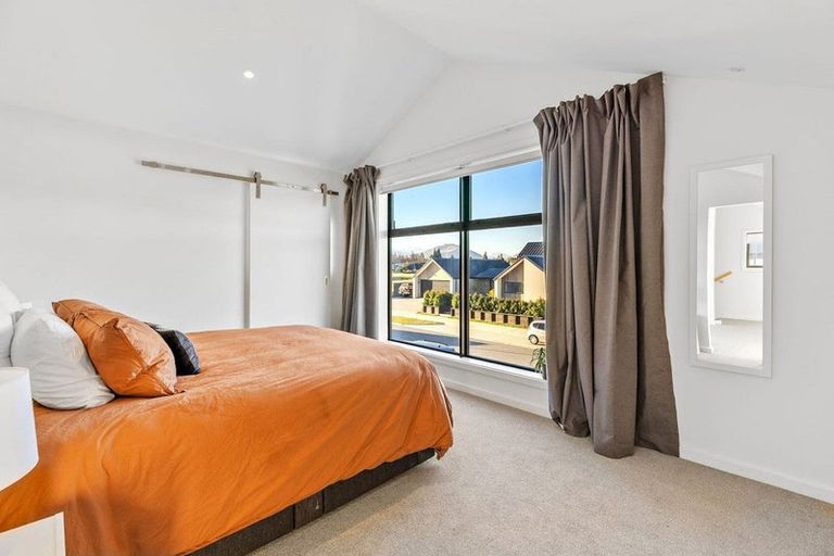 Photo of property in 46 Avalon Station Drive, Wanaka, 9305