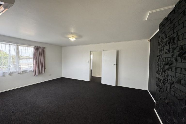 Photo of property in 7 Rondorlyn Place, Manurewa, Auckland, 2102