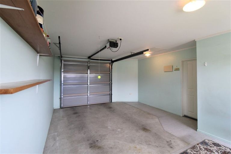 Photo of property in 17 Hannah Place, Holmes Hill, Oamaru, 9401
