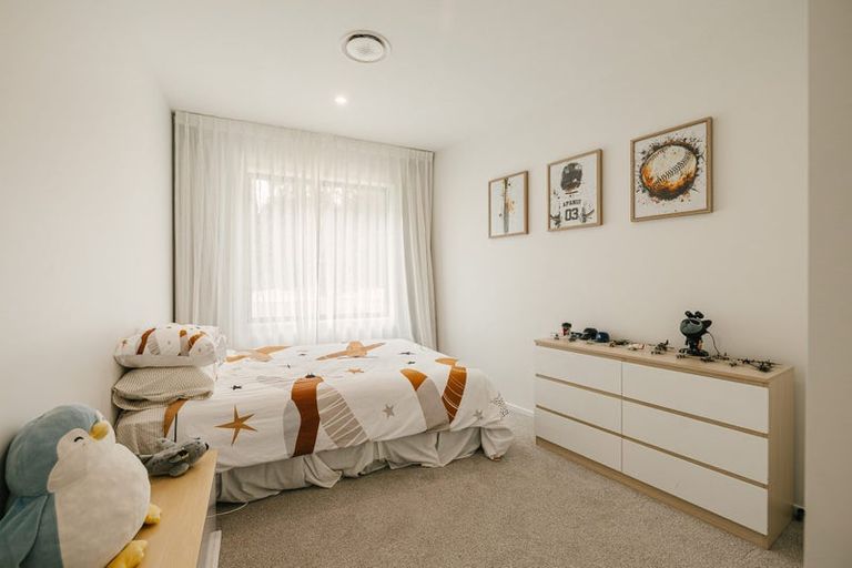 Photo of property in 16 Crown Lane, Rongotea, Palmerston North, 4473