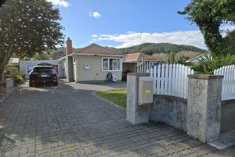 Photo of property in 90 Mcleod Street, Elderslea, Upper Hutt, 5018