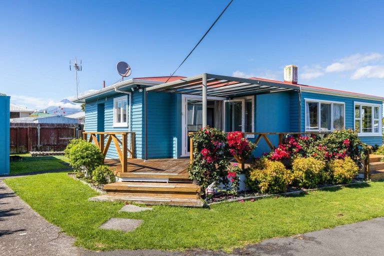 Photo of property in 131 Ngamotu Road, Spotswood, New Plymouth, 4310