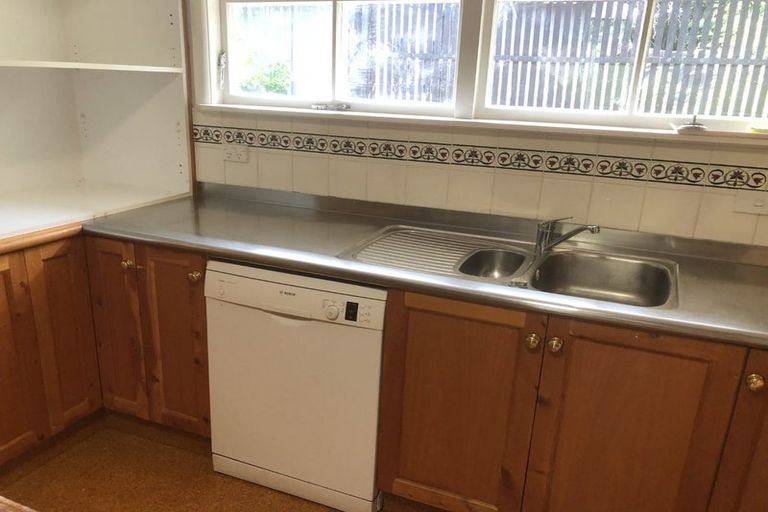 Photo of property in 63 Parkstone Avenue, Ilam, Christchurch, 8041