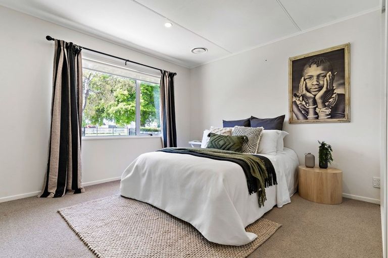 Photo of property in 74 East Street, Greytown, 5712