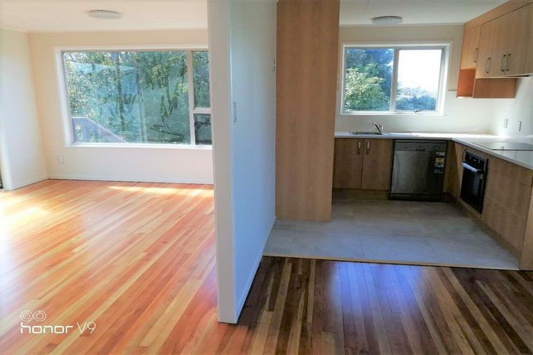 Photo of property in 11 Karo Place, Glendene, Auckland, 0602