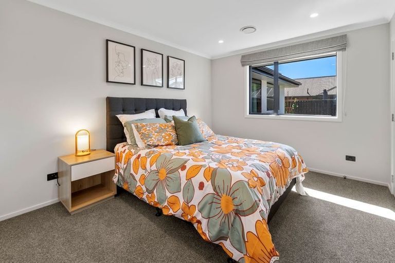 Photo of property in 6 George Fyfe Way, Wakefield, 7025