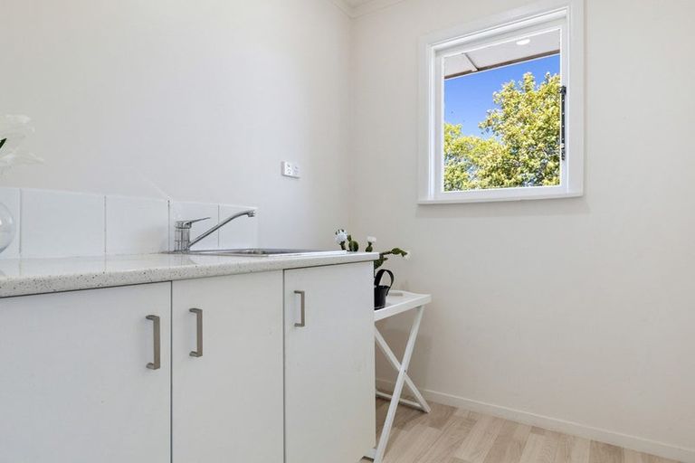 Photo of property in 26 Charlcott Street, Burnside, Christchurch, 8053