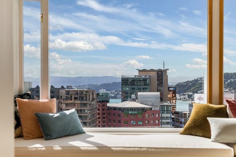 Photo of property in 13 Talavera Terrace, Kelburn, Wellington, 6012