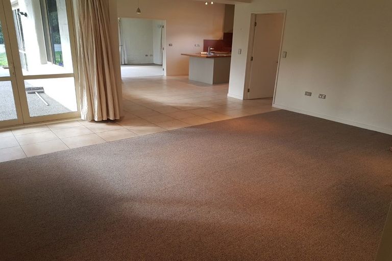 Photo of property in 70 Queens Avenue, Waikuku Beach, 7402