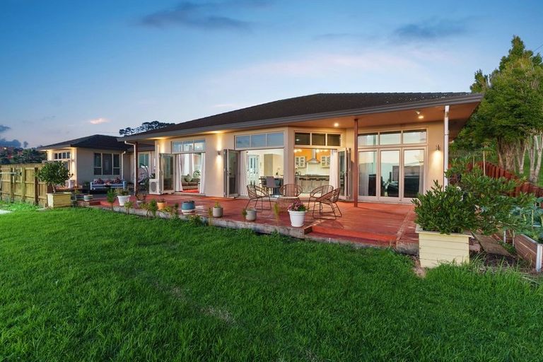 Photo of property in 520 Redoubt Road, Flat Bush, Auckland, 2019