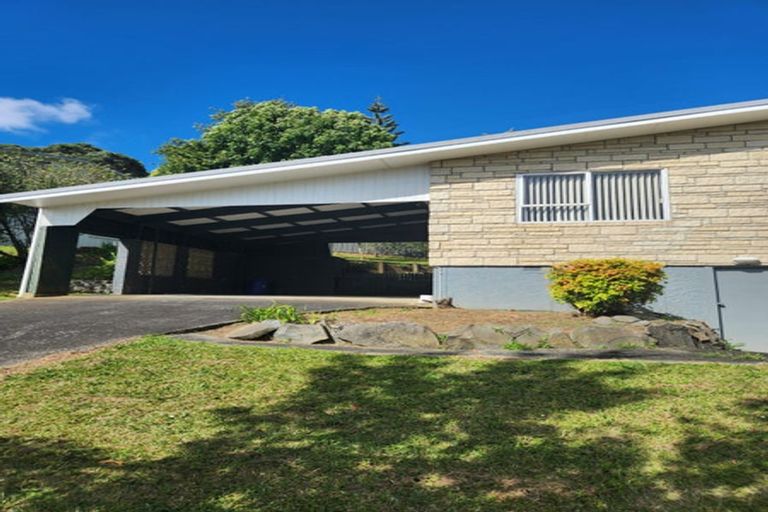 Photo of property in 1 Margan Place, Red Hill, Papakura, 2110