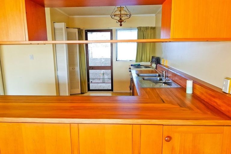 Photo of property in 6/24 Acheron Road, Paremata, Porirua, 5026